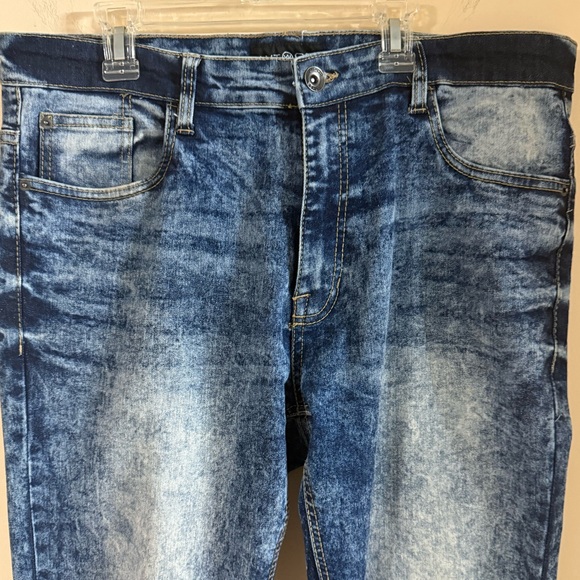 Men's Blue Jeans - Picture 4 of 8